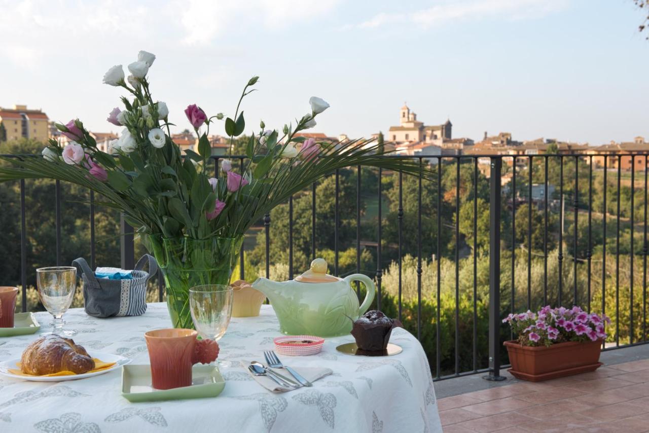 Le Terrazze Di Casa Bonelli Bed & Breakfast Vetralla Dış mekan fotoğraf